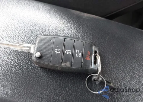 2017 Kia Forte Lx z USA, uszkodzony, nr VIN 3KPFK4A76HE145621